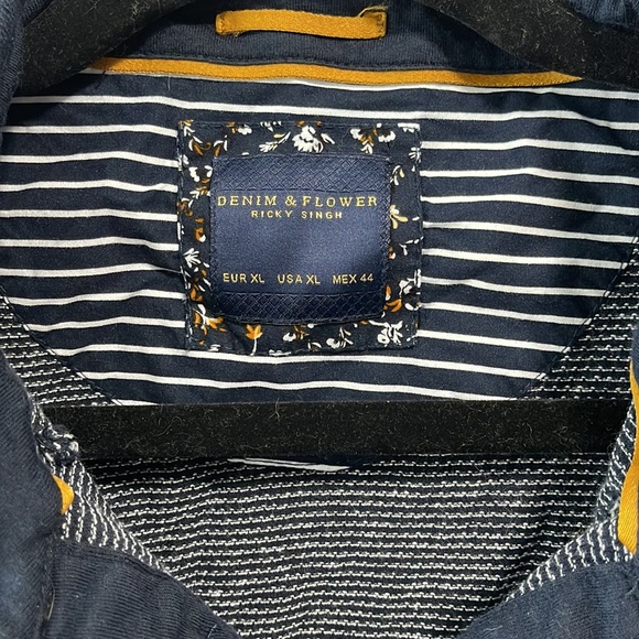 Men’s Denim and Flower Spotted Polo - Picture 2 of 3